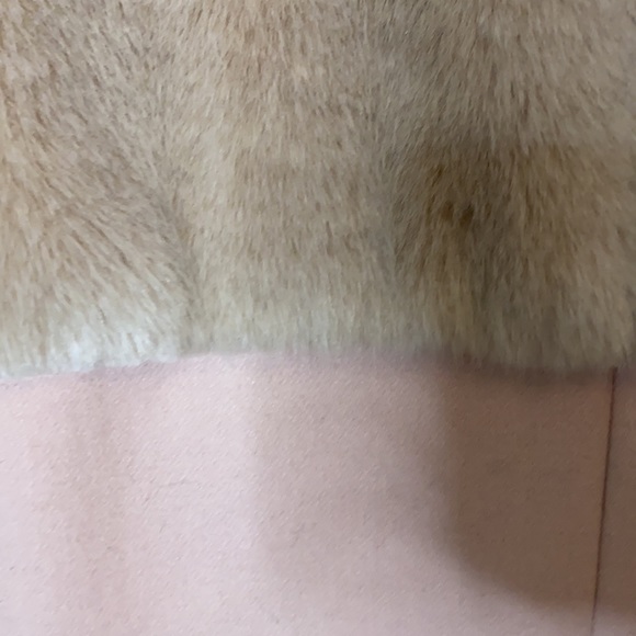 PINK FAUX FUR COAT - Picture 3 of 3